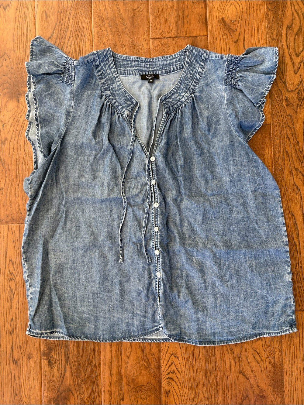 Rails Medium Wash Denim Sleeveless Shirt, Size Medium